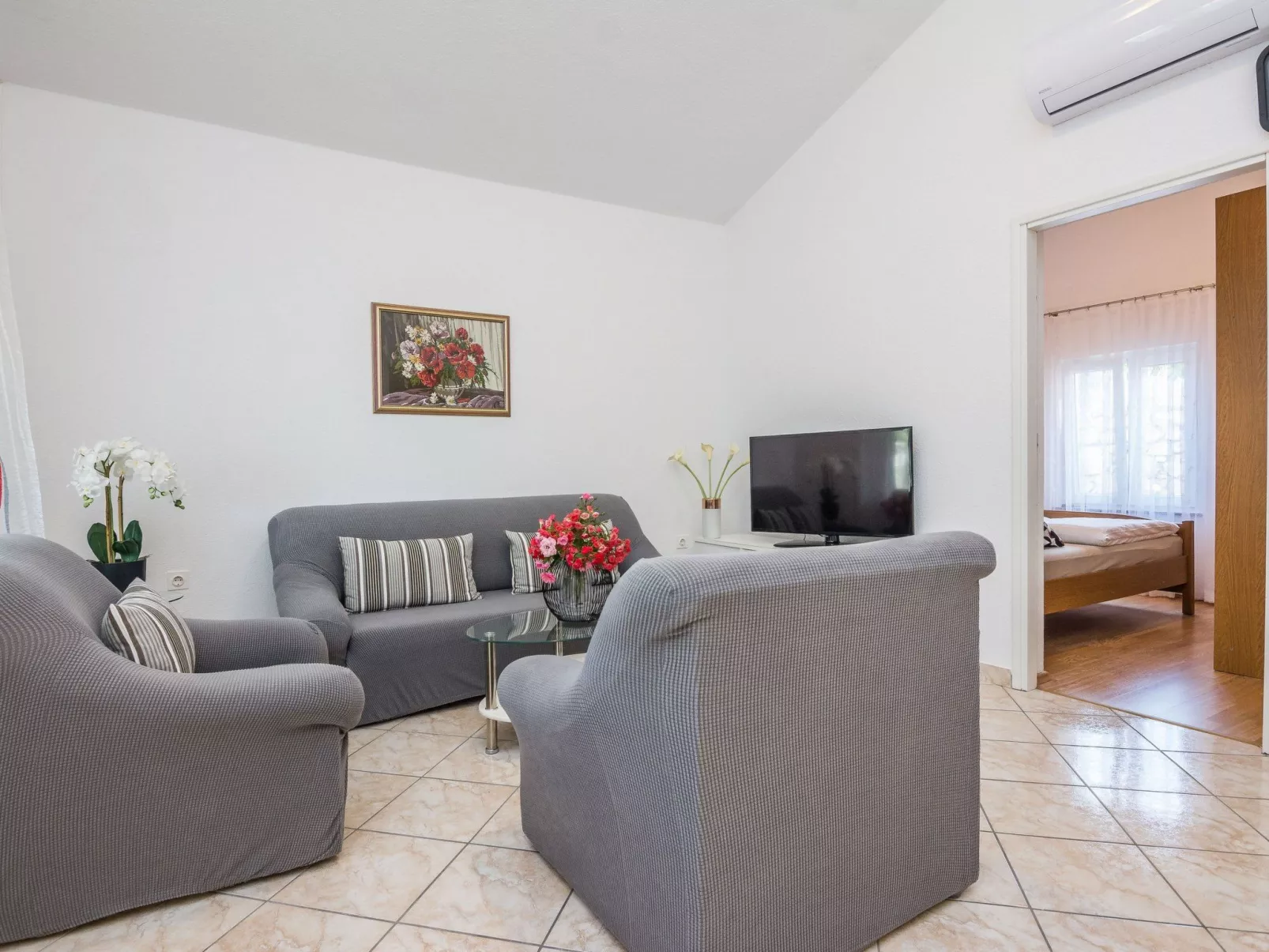 Apartment Andelic 1 - Image-tags.info