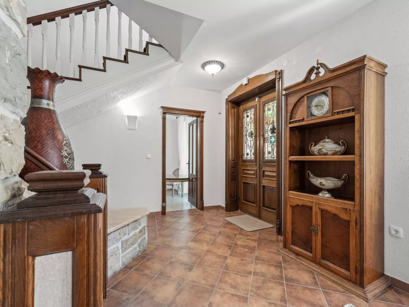 Villa Anna Varos - Image-tags.info