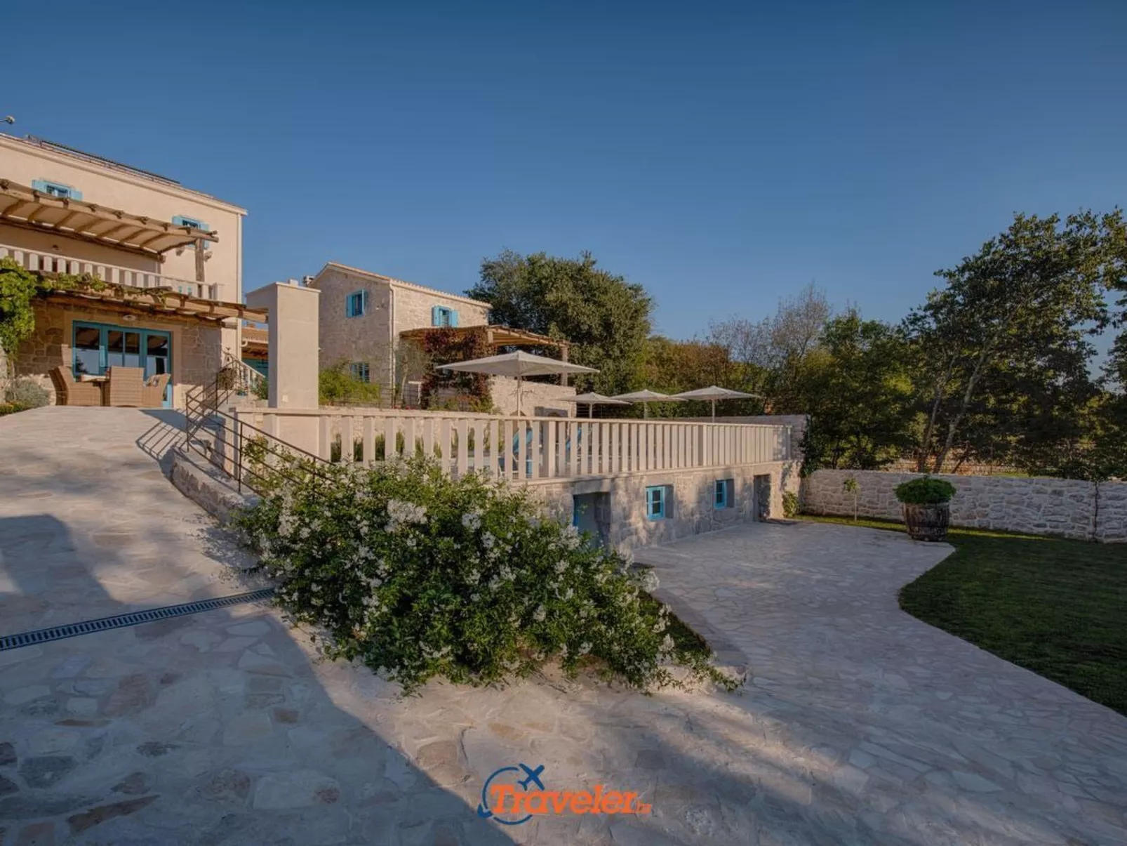 Schöne Steinvilla mit beheiztem Pool und Sauna - Image-tags.info