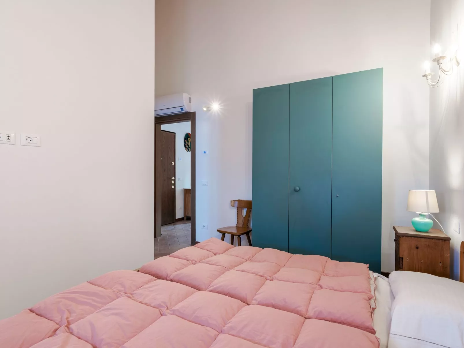 Wohnung mit Einzelbetten und Schlafsofa - Image-tags.info