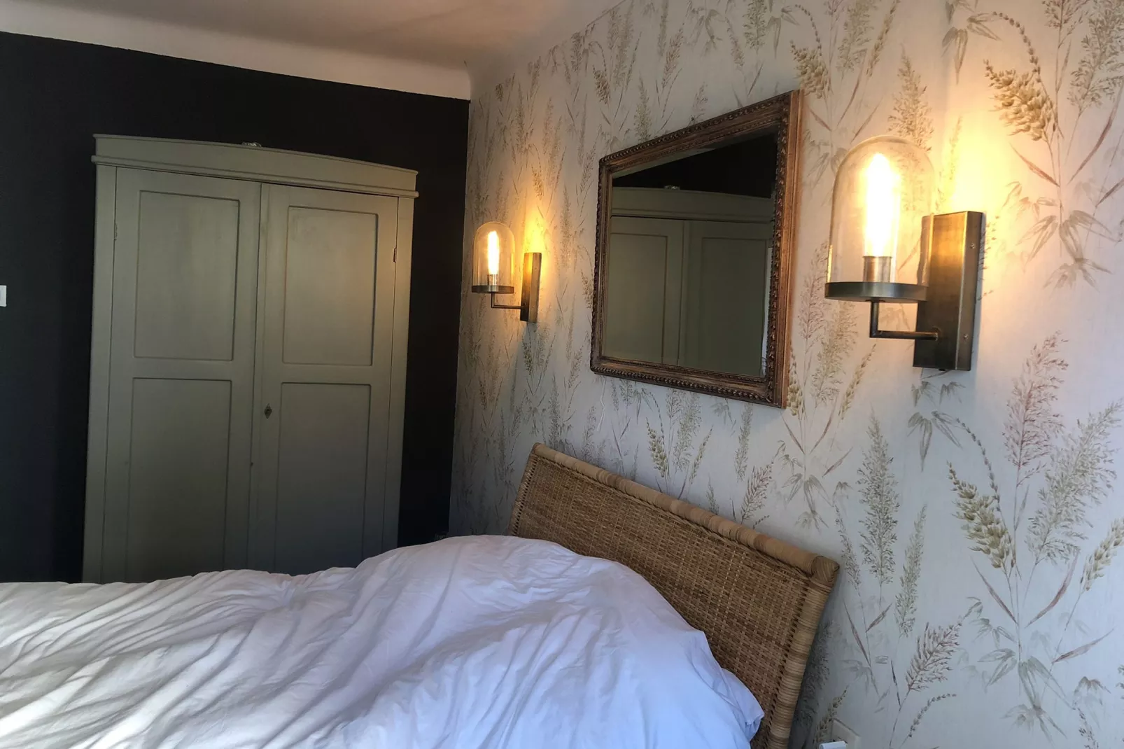 Sfeervolle villa in Sorède met een zwembad-Slaapkamer