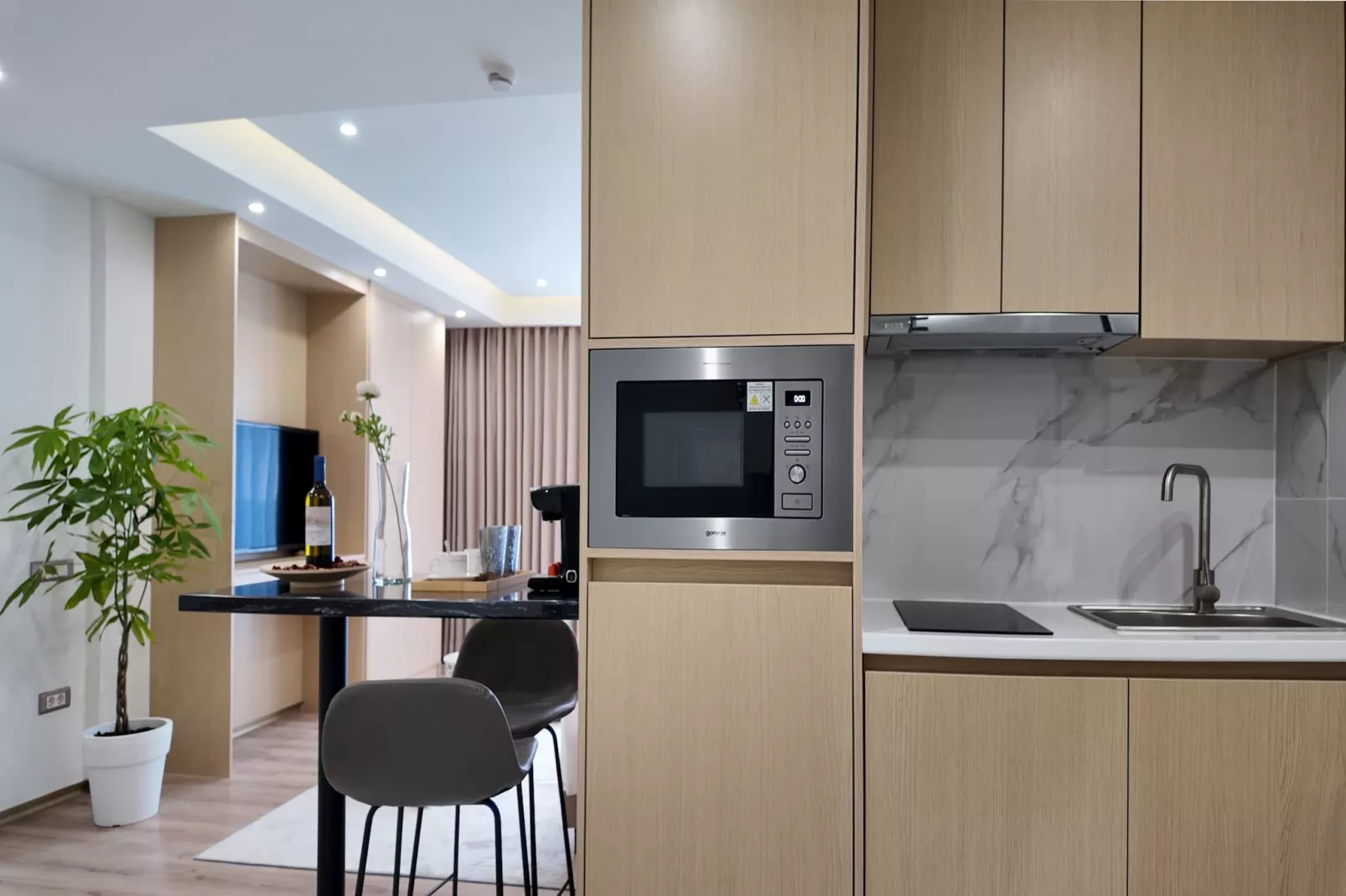 Twin Deluxe Room with Balcony-Keuken