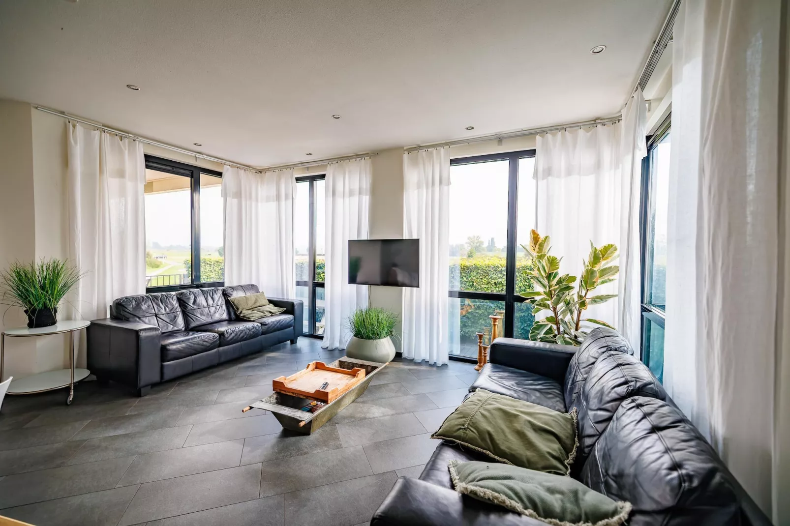 Vakantiepark Eiland van Maurik 6-Woonkamer