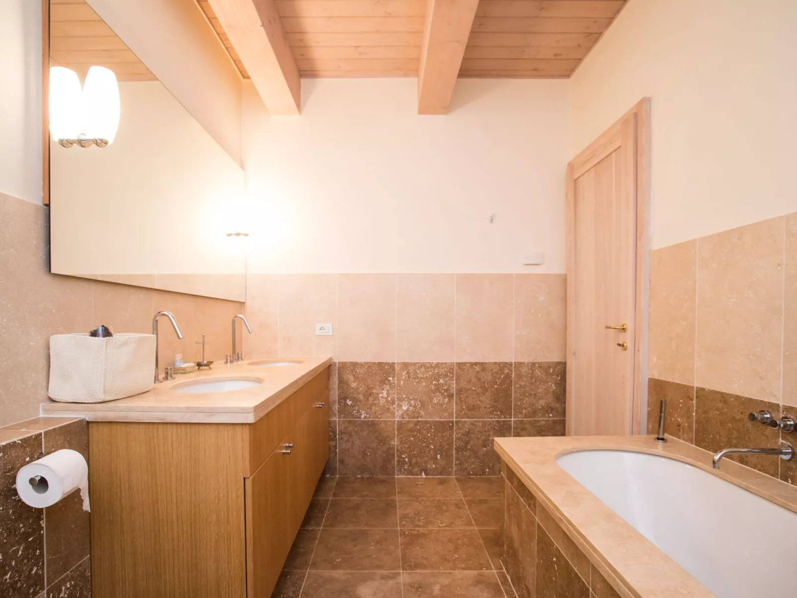 Villa Aquila - Binnen