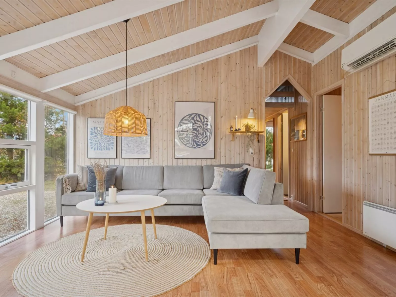 "Alvy" - 200m from the sea-Binnen