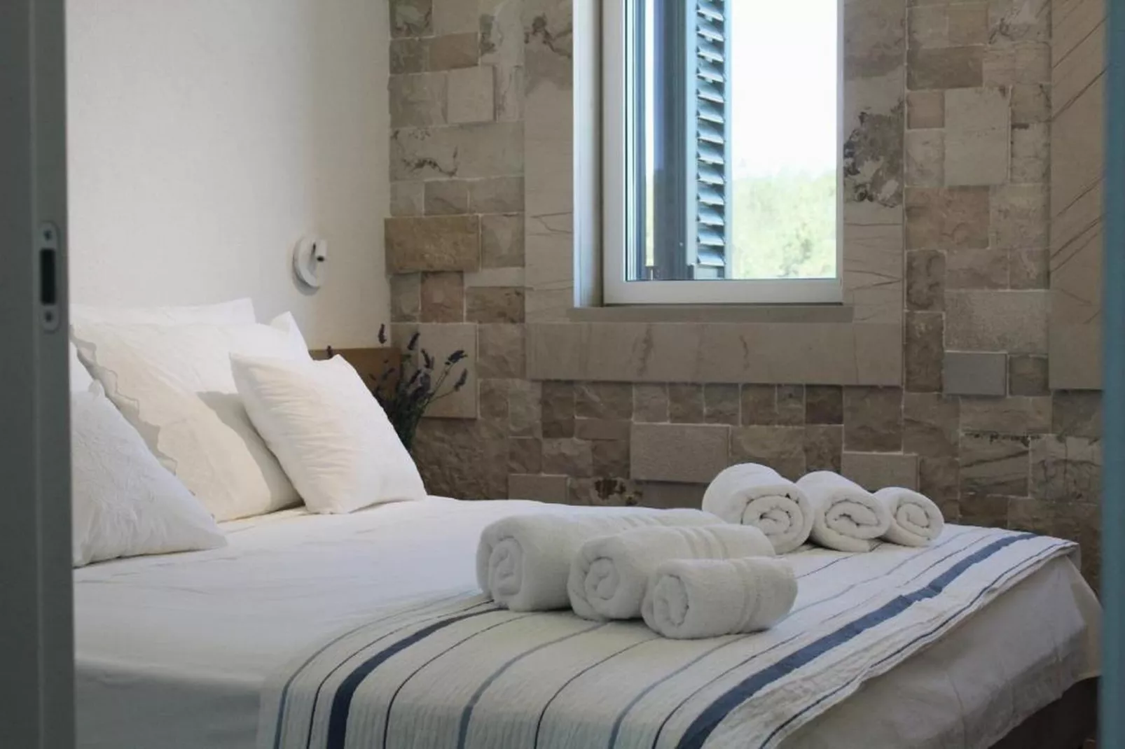 Villa Vera -Three Bedroom Villa with Swimming pool