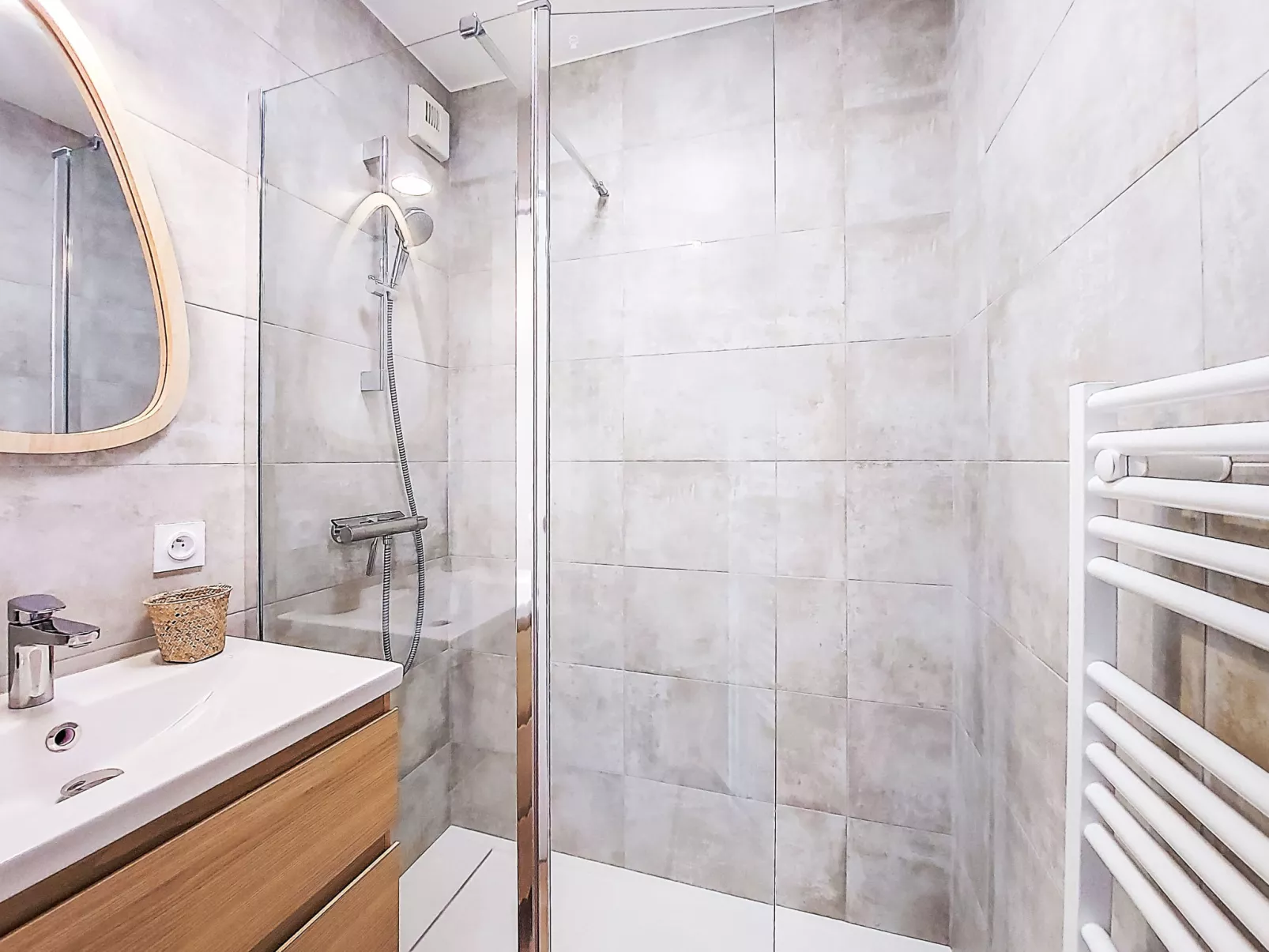 Ocean for ever-Binnen