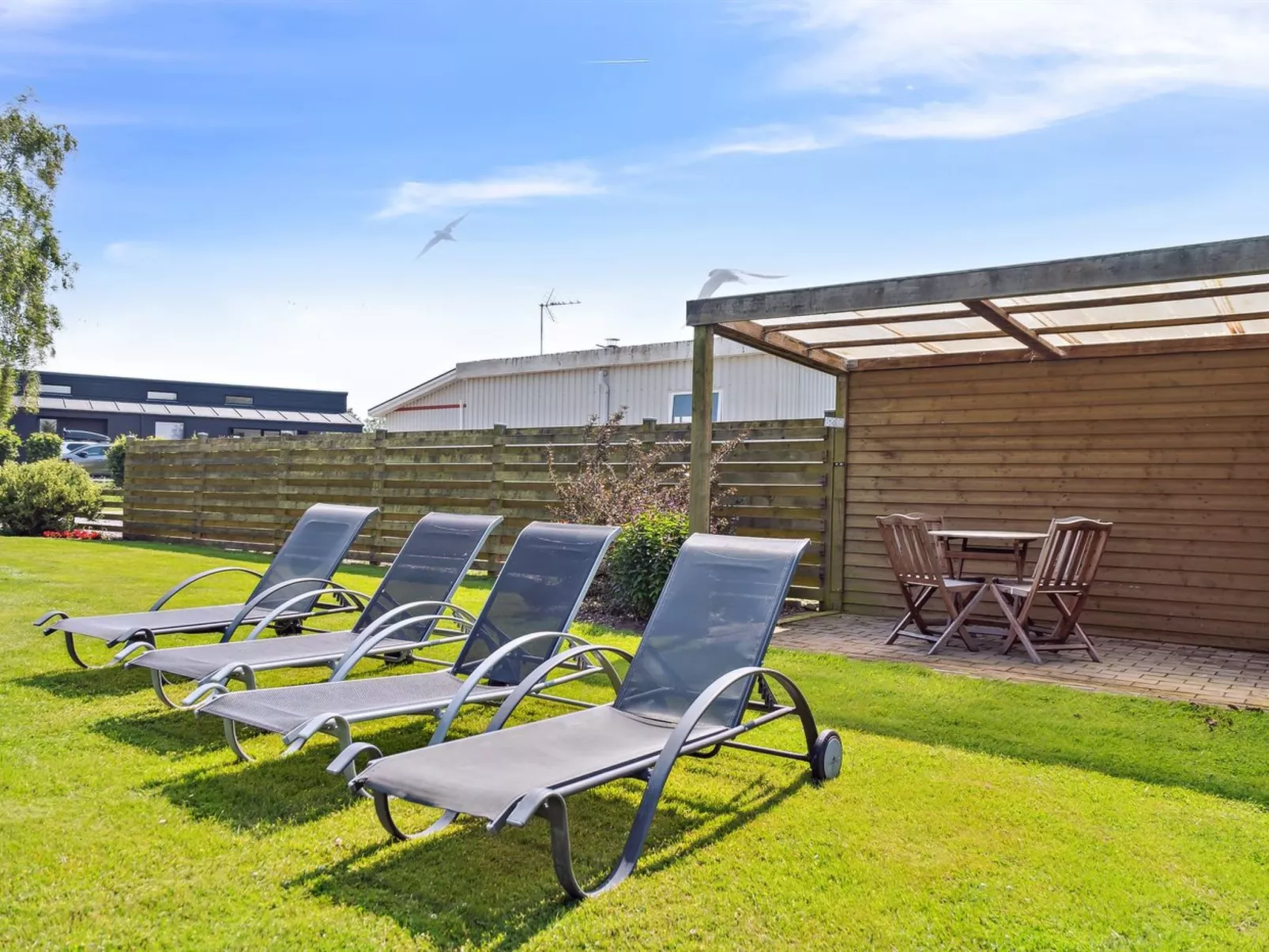 "Neno" - 100m from the sea-Buiten