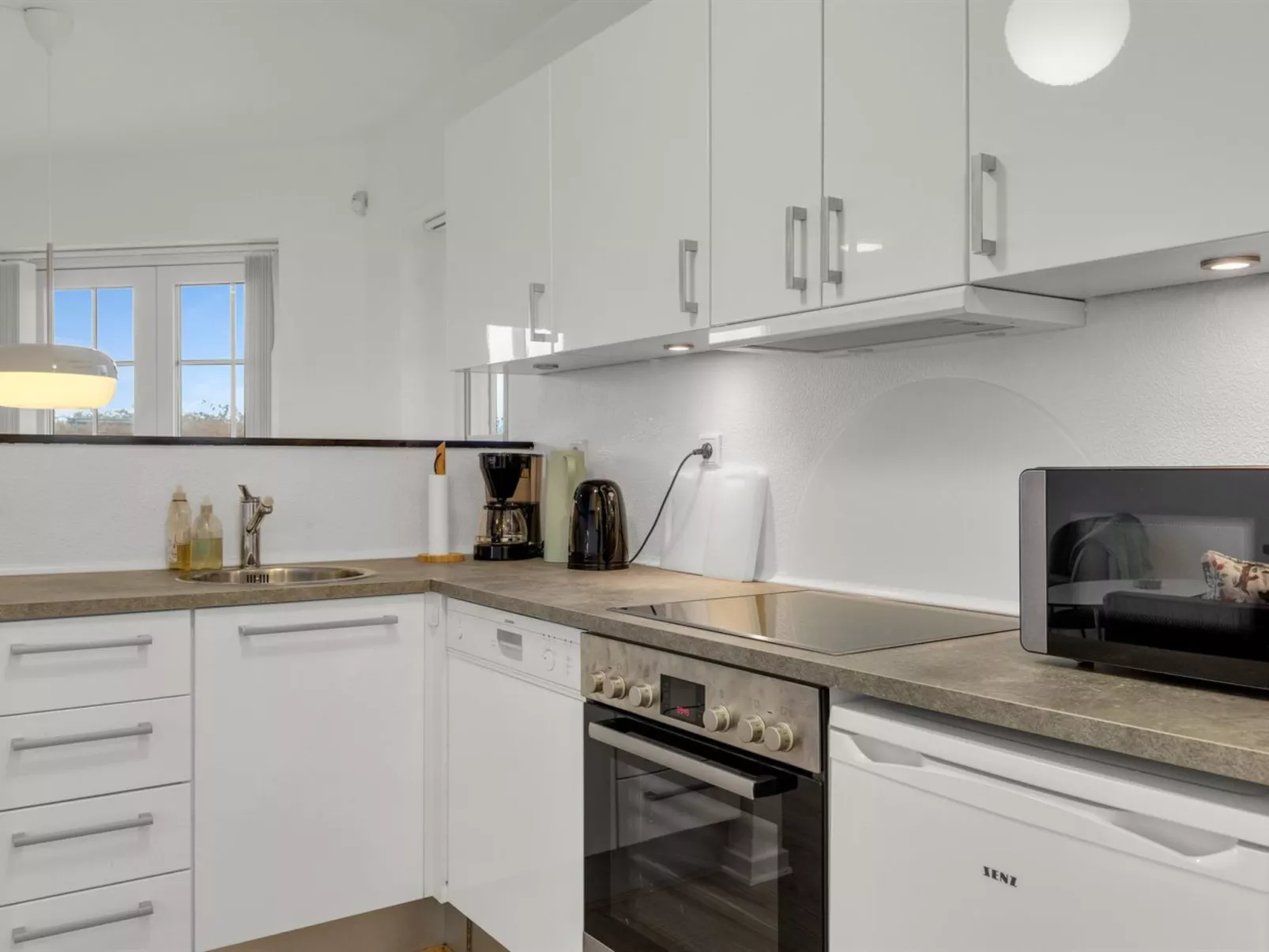 "Babo" - 250m from the sea-Binnen