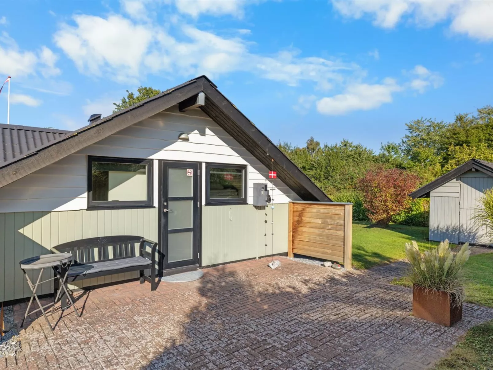 "Allin" - 350m from the sea-Buiten