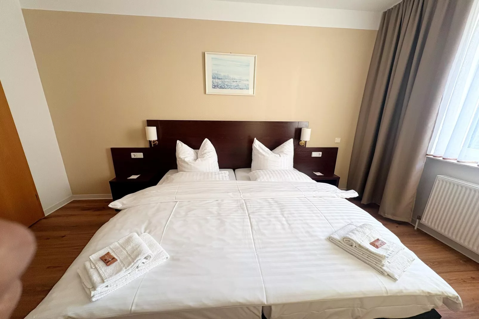 Wheelchair accessible Double Room-Slaapkamer