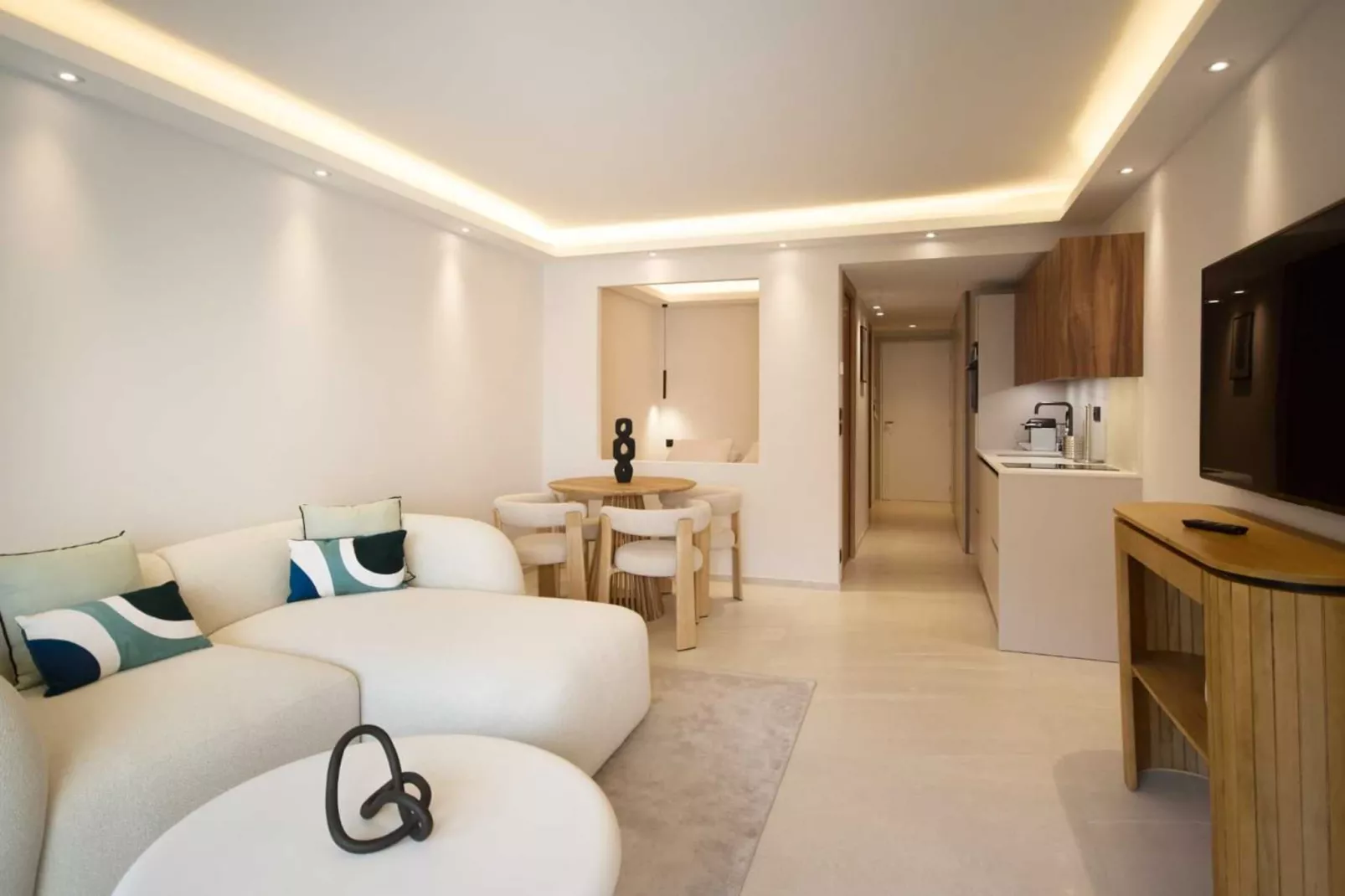 JL-64-ANTIBES-Niet-getagd