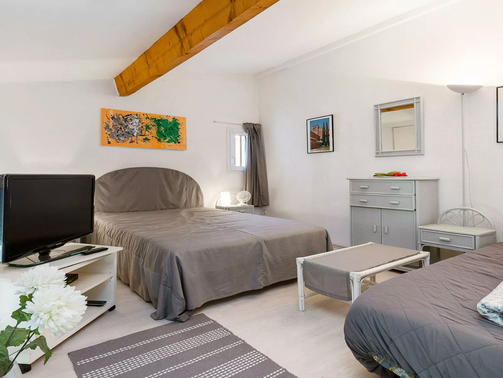 Perles du Soleil-Binnen