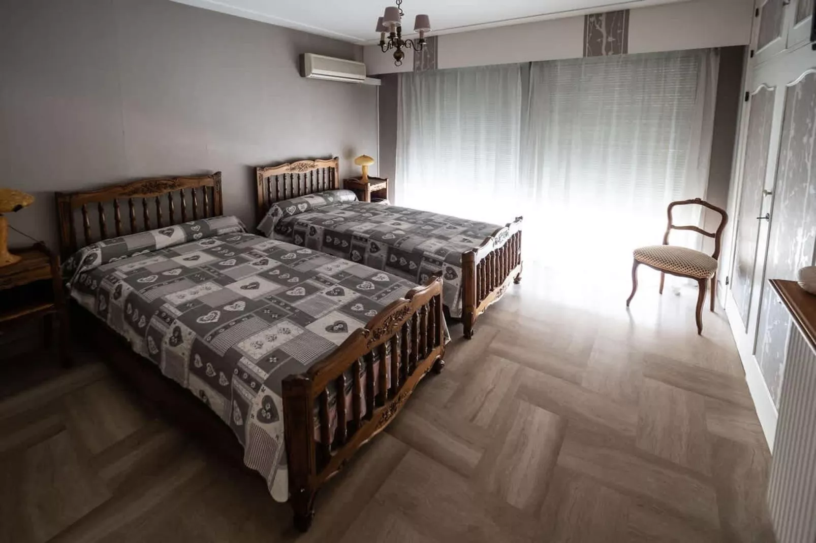 Appart près des plages plein centre confortable-Slaapkamer