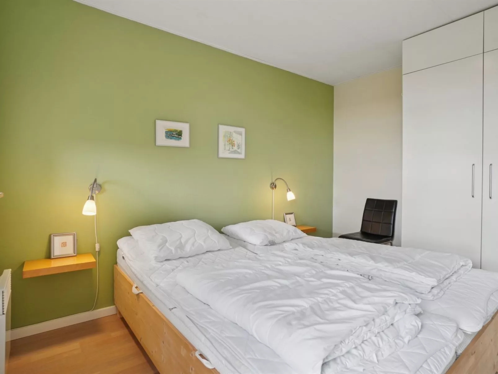 "Rafn" - 400m from the sea - Binnen