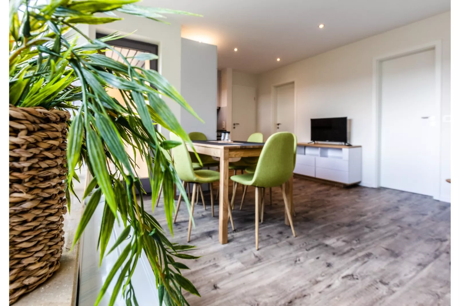 Bungalow Typ Z Campingpark Eifel-Woonkamer