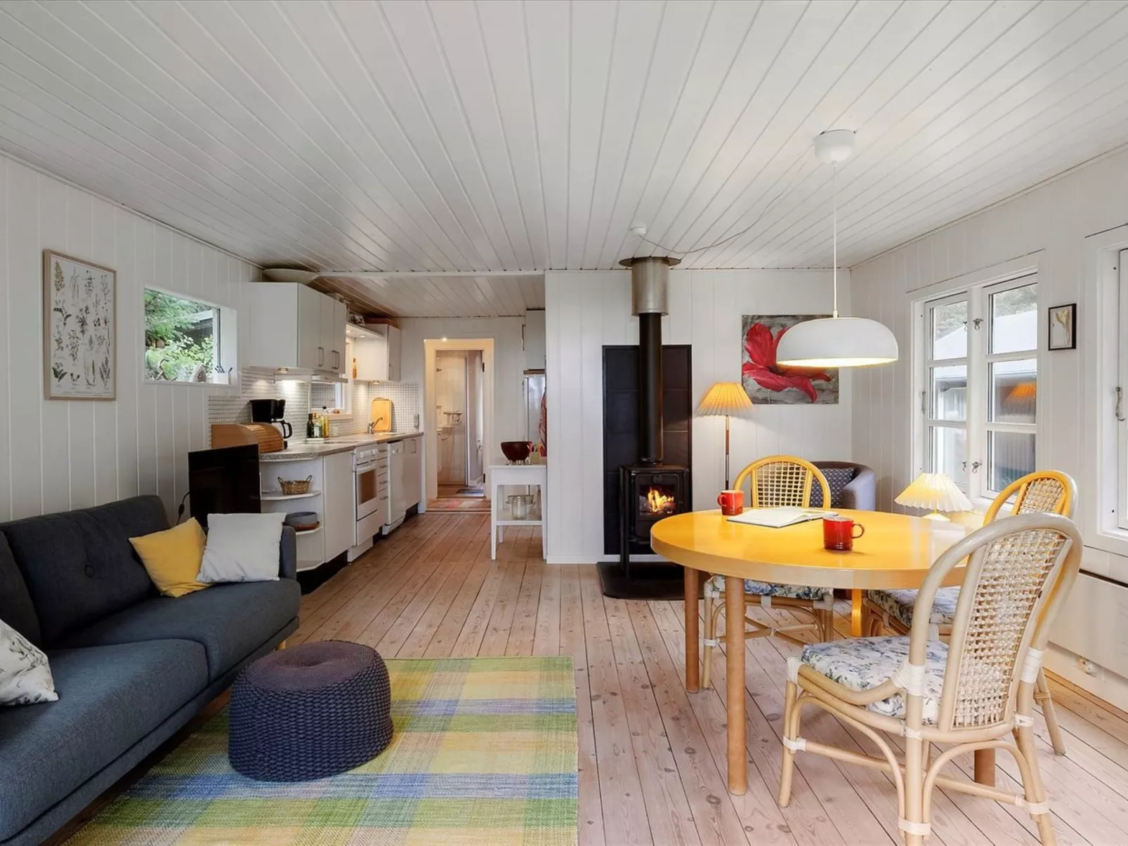 "Patti" - 700m from the sea-Binnen