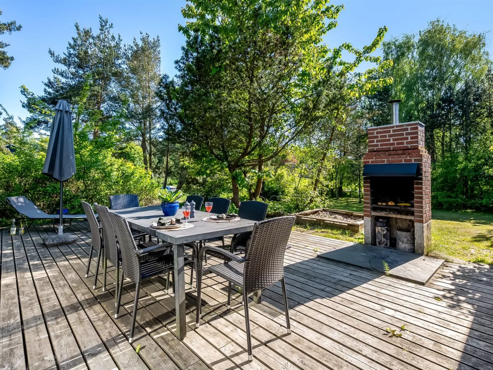 "Simjanka" - 800m from the sea - Buiten