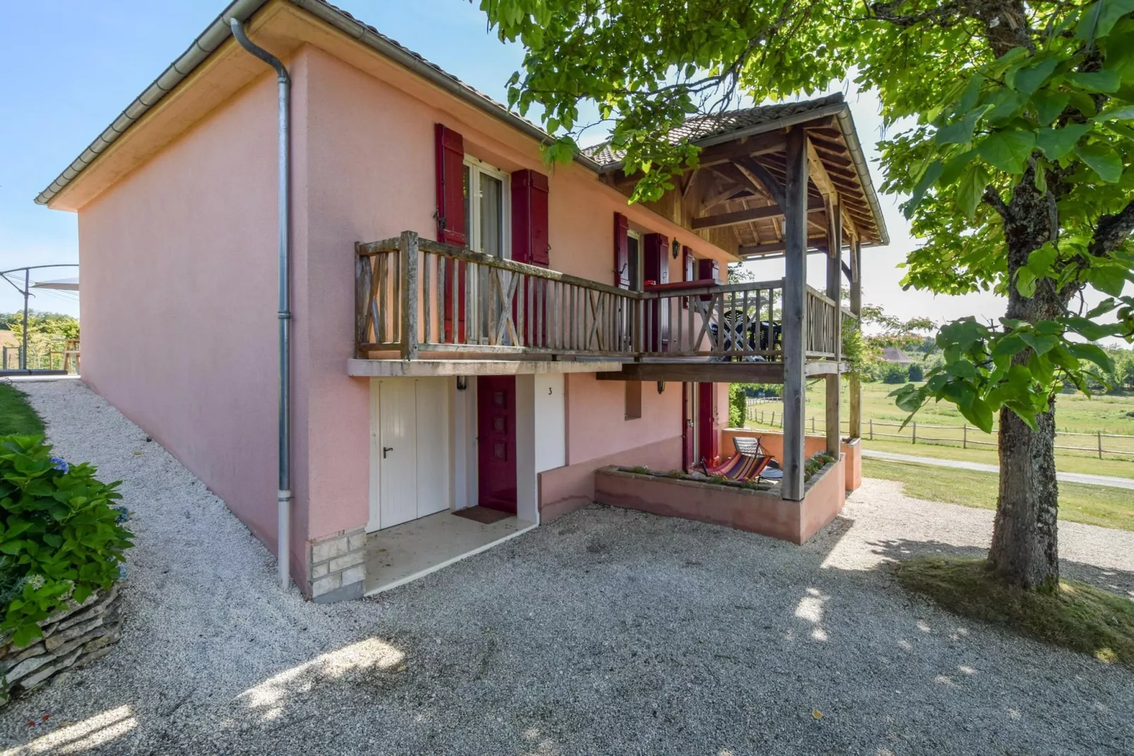 Pavillon 3 - Buitenkant zomer