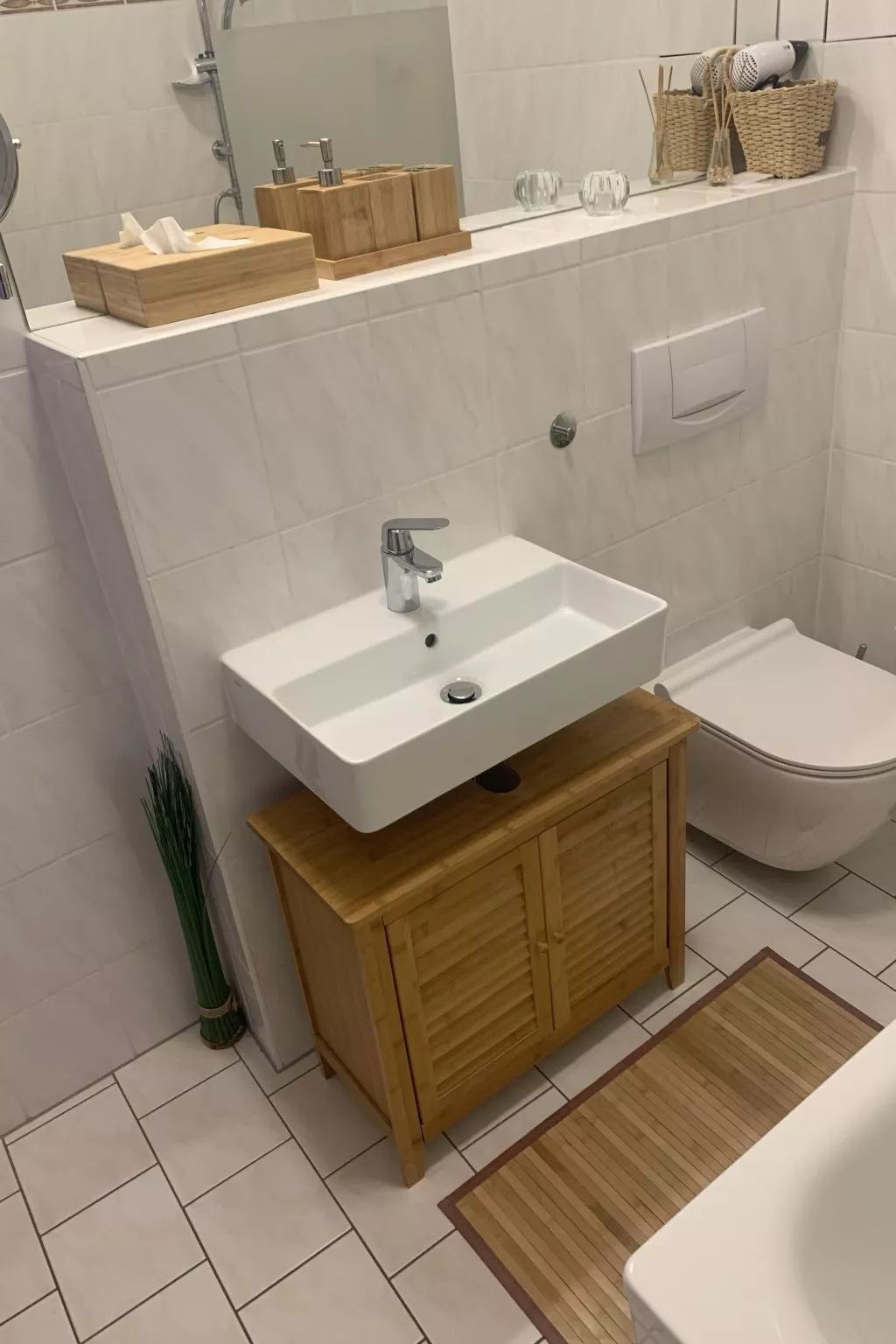 Design Apartment I, hell, 35 Quadratmeter, Zentral zu Grenze Altstadt Park, Gra - Image-tags.info