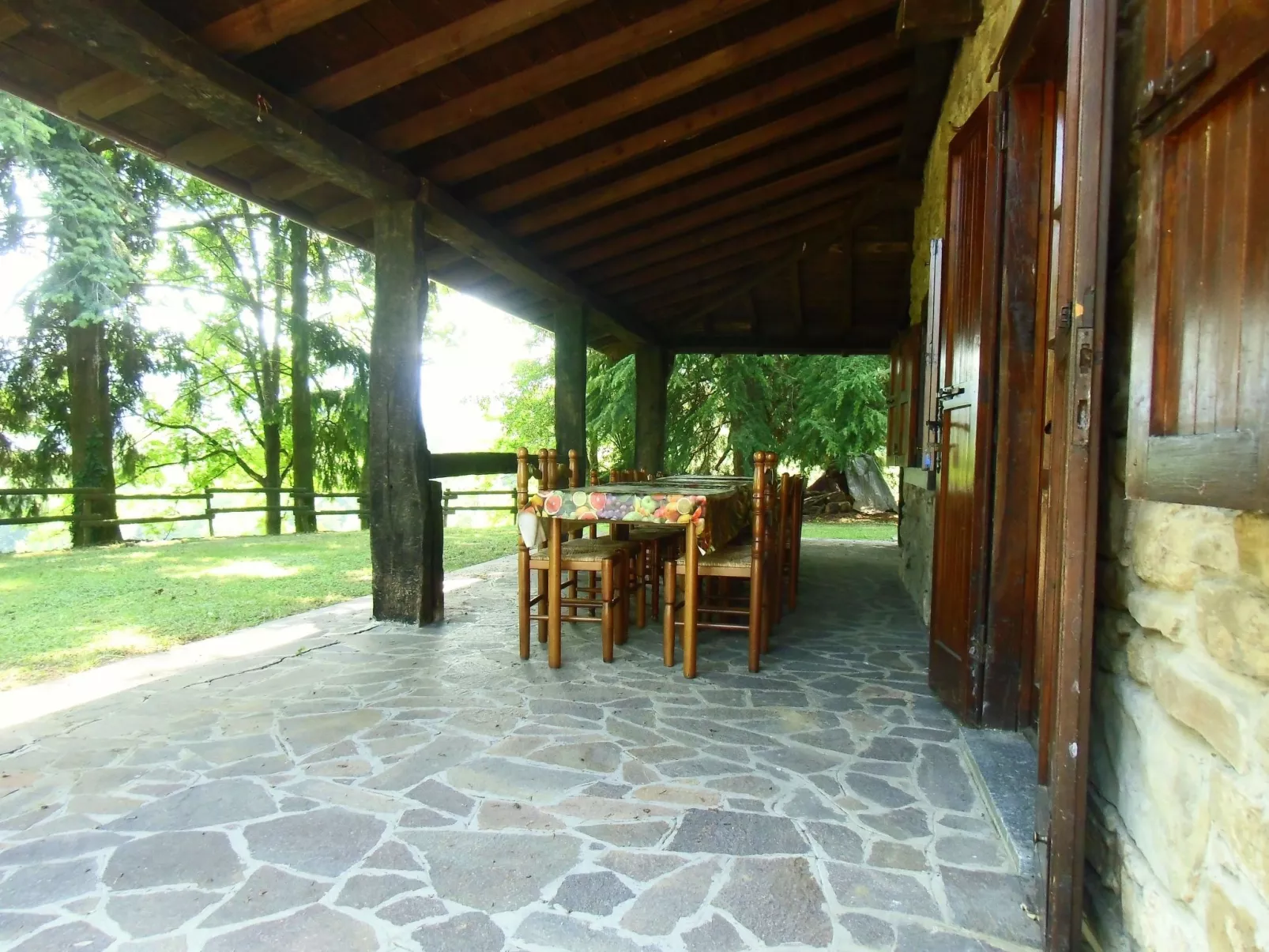 TaiObe - Fröhliches Partyhaus - Image-tags.info