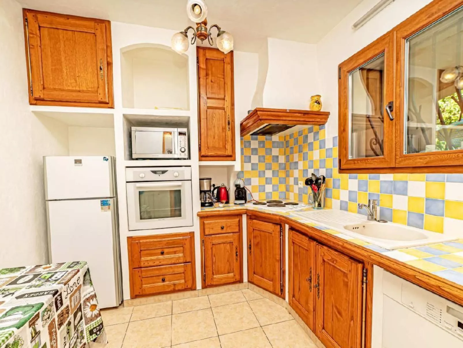 Locations-06 - Die Eugenie - Image-tags.info