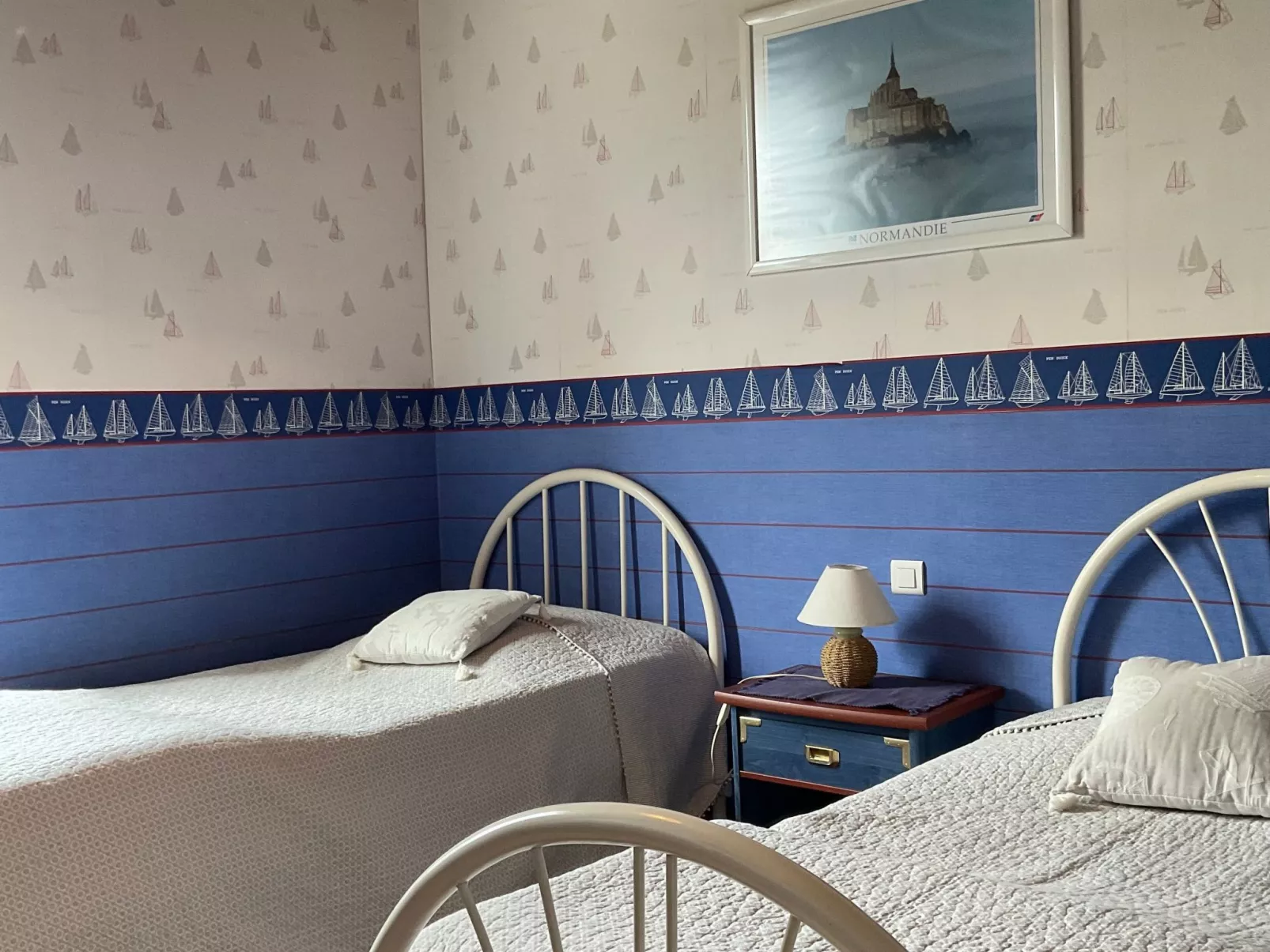 "Les flots bleus" (Die blauen Strände) - Binnen