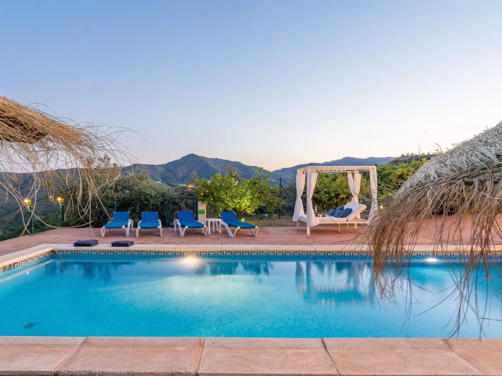 Villa Botin, beheizter Pool, AC, Meerblick - Image-tags.info