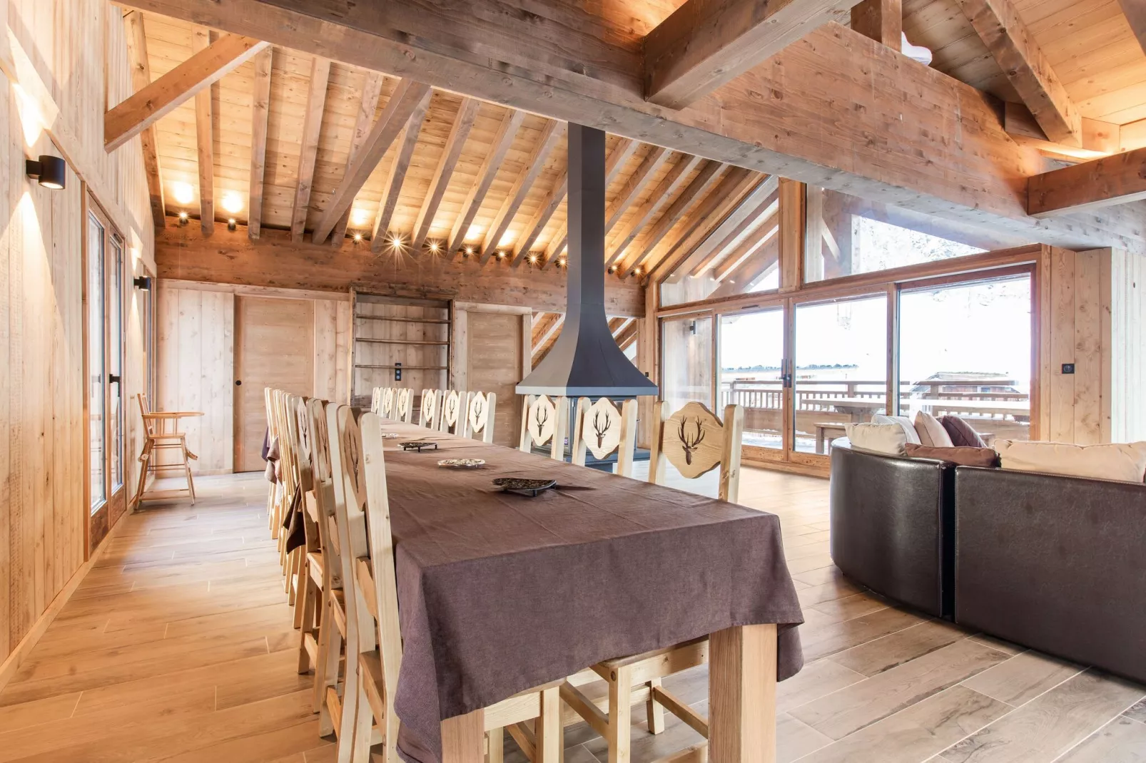CHALET LE 360 KB-Eetkamer