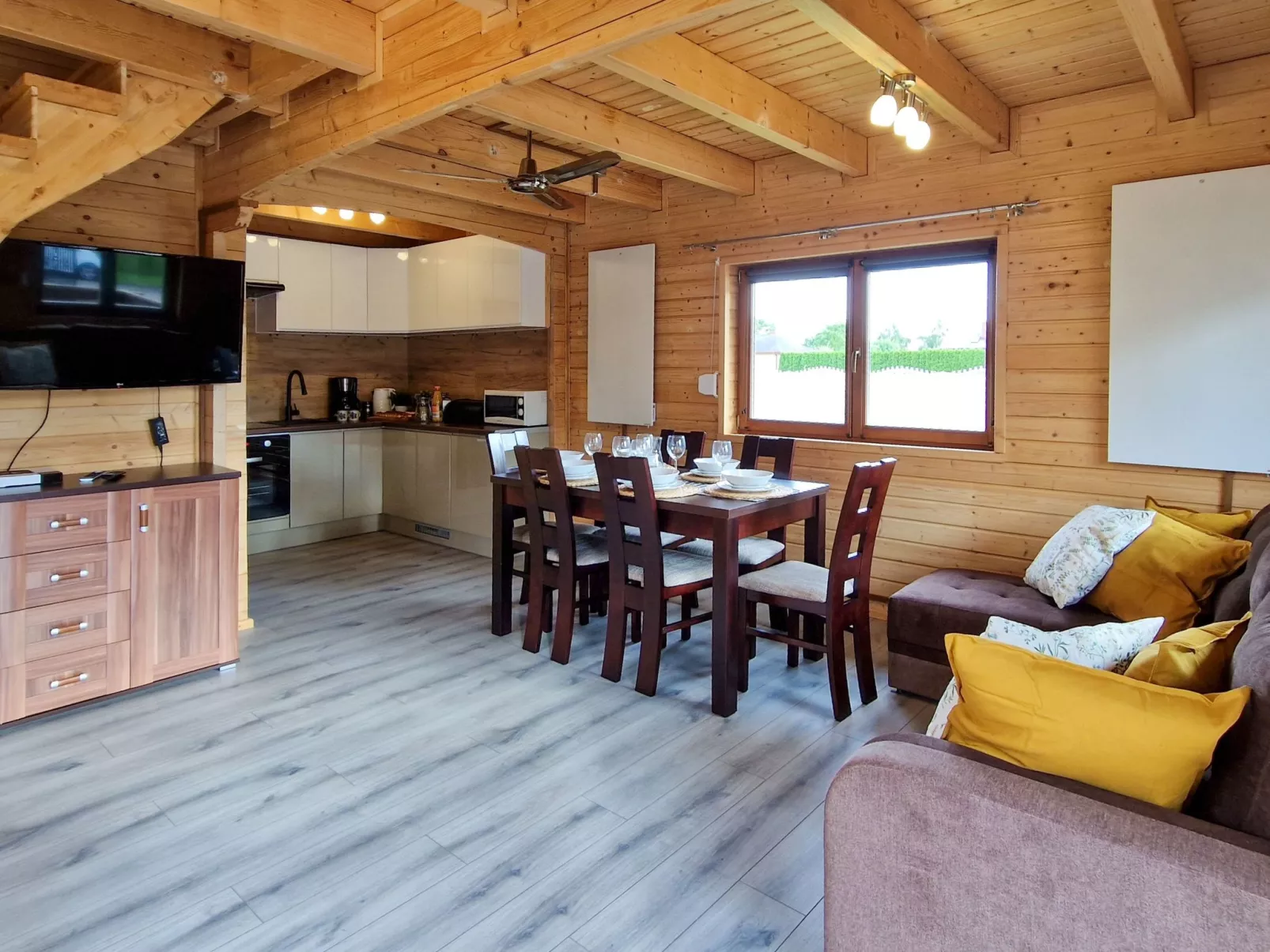 Landhaus mit Garten, Grill und Terrasse - Image-tags.info