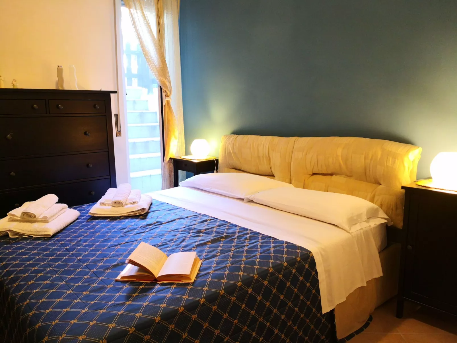 Wohnung mit Garten, wenige Minuten vom Meer entfernt - Image-tags.info