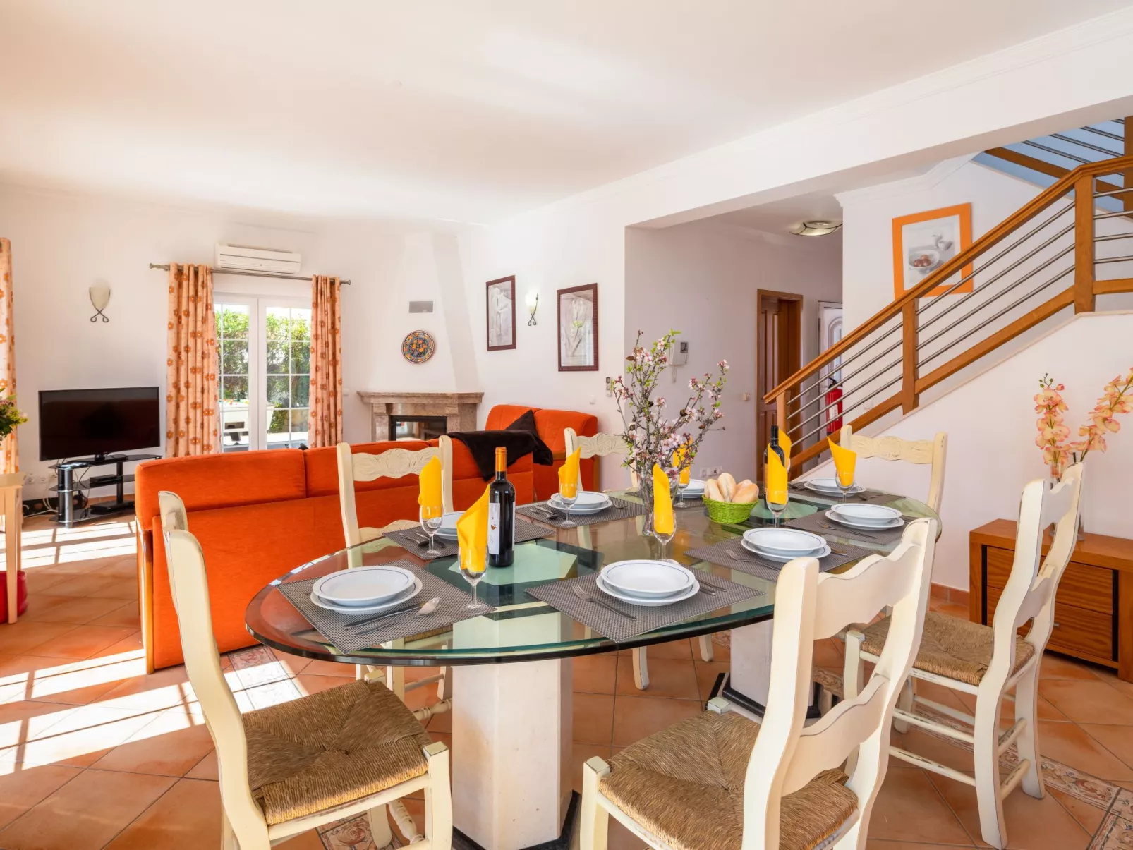 4-Schlafzimmer-Villa, Garten, Pool, Strand - Image-tags.info