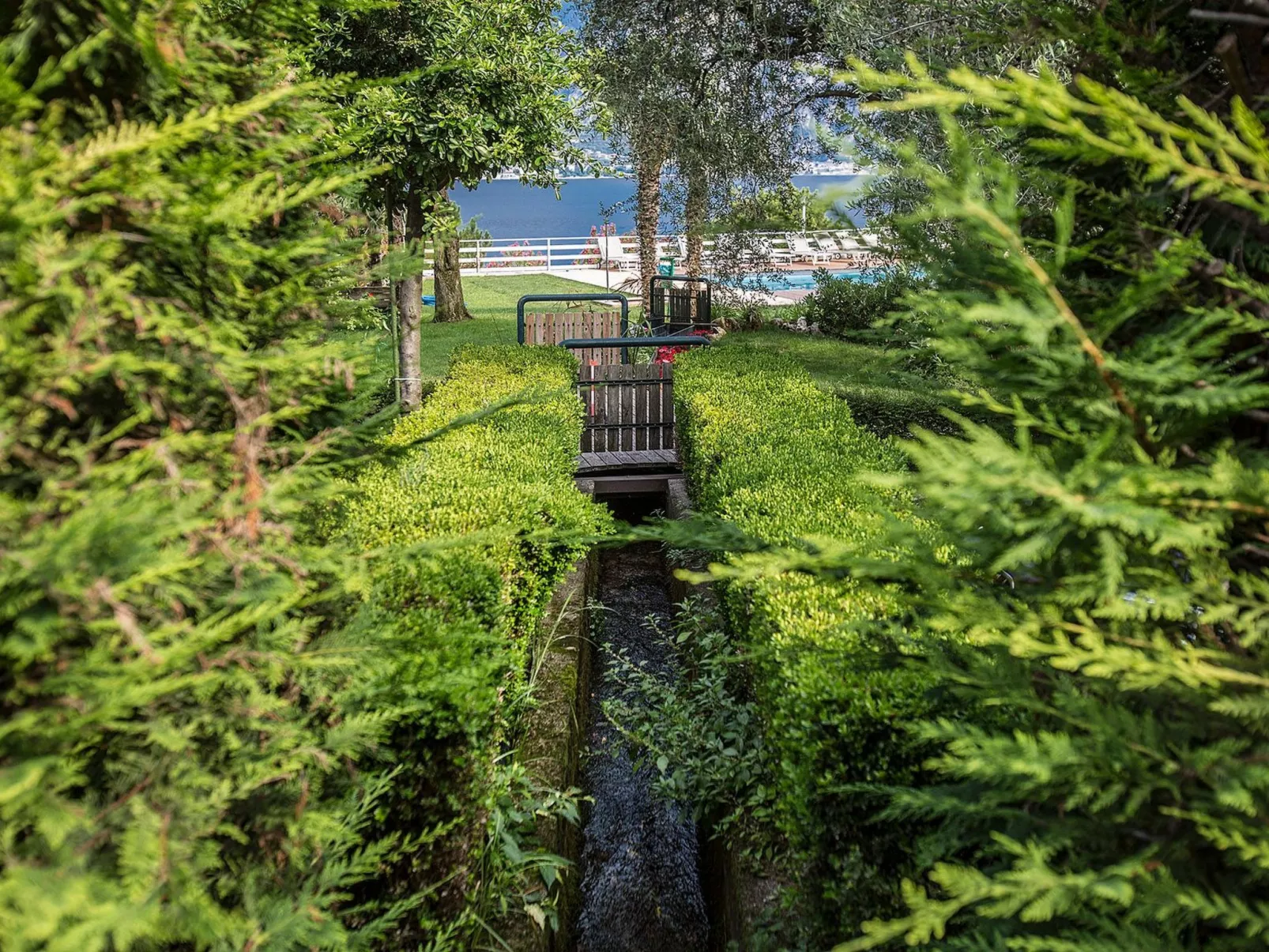 Zwei-Zimmer-Wohnung mit Seeblick, Grill und Gemeinschaftspool - Image-tags.info