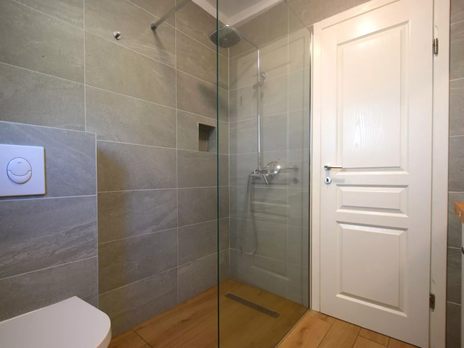 "Julia2" mit eigenem Balkon - Image-tags.info