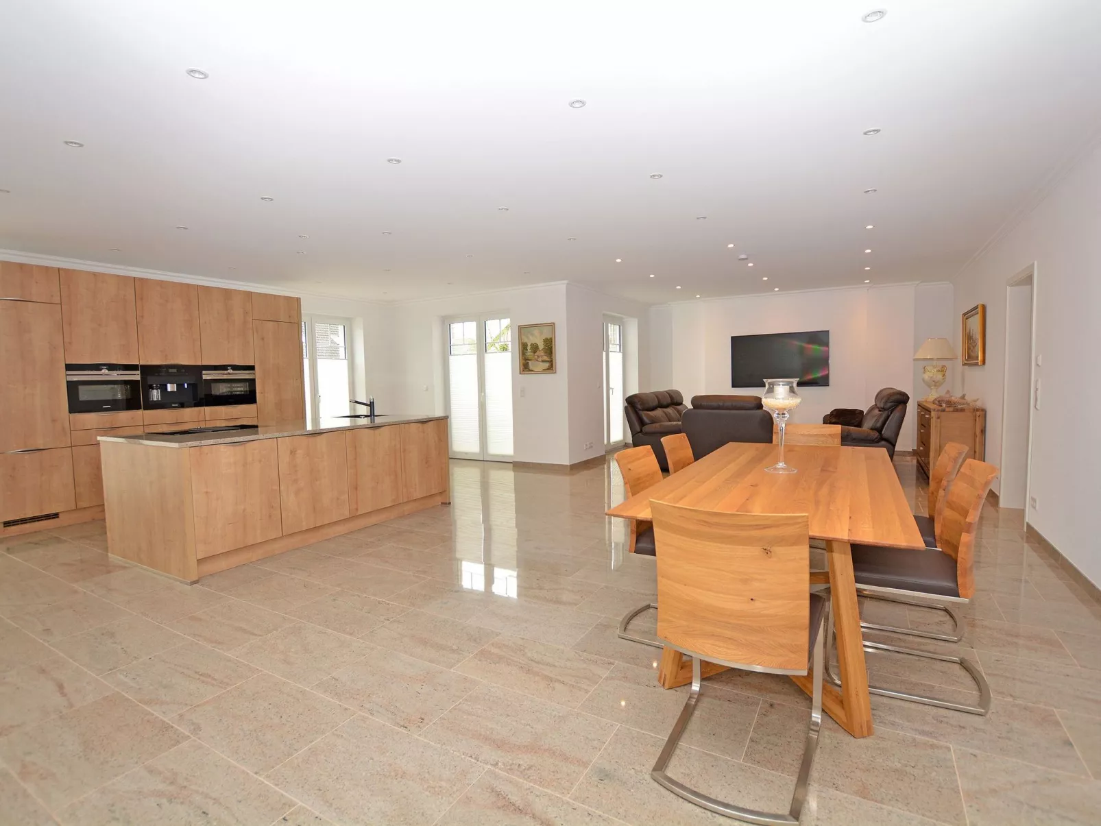 Merzijana Eerdgeschoss in Stinteck - Image-tags.info