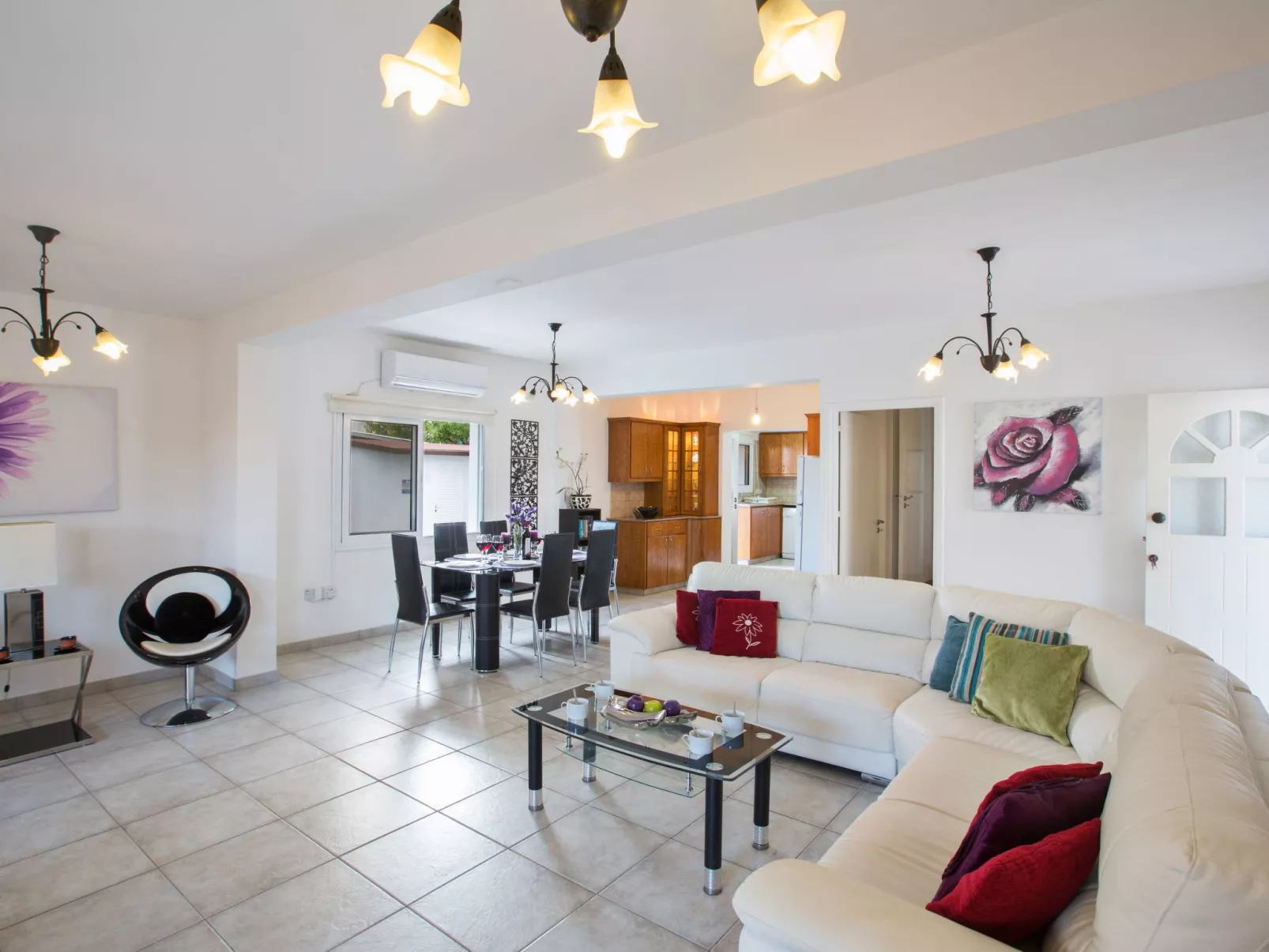 Geräumige Villa mit 3 Schlafzimmern und Pool in Protaras - Binnen