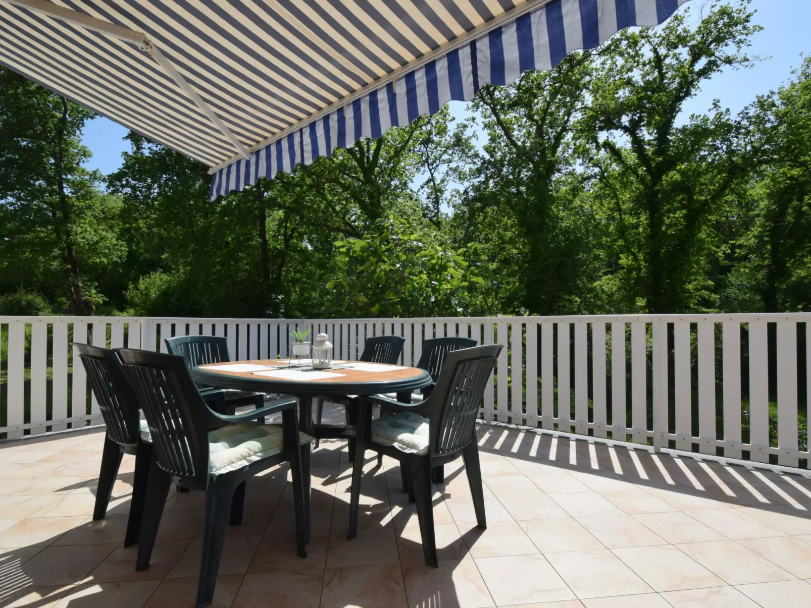 Lorela - Image-tags.info