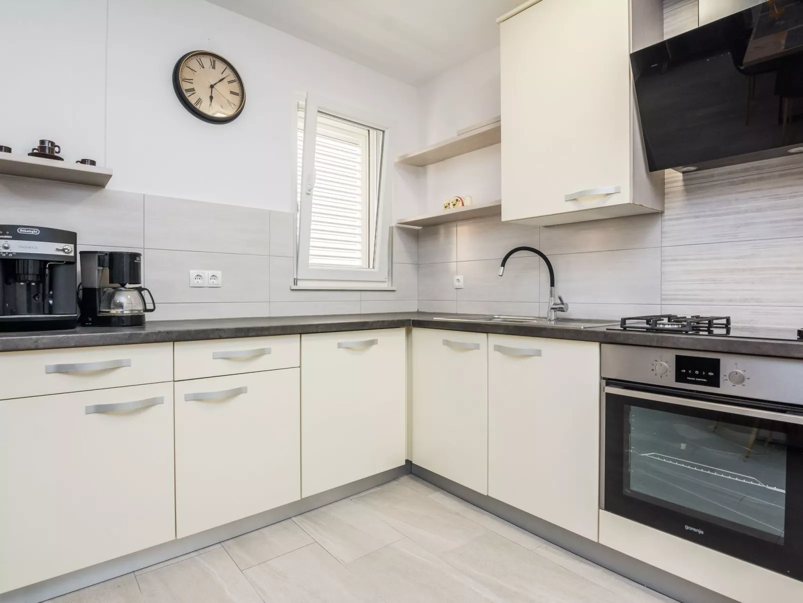 Appartement Loncar 1 - Image-tags.info