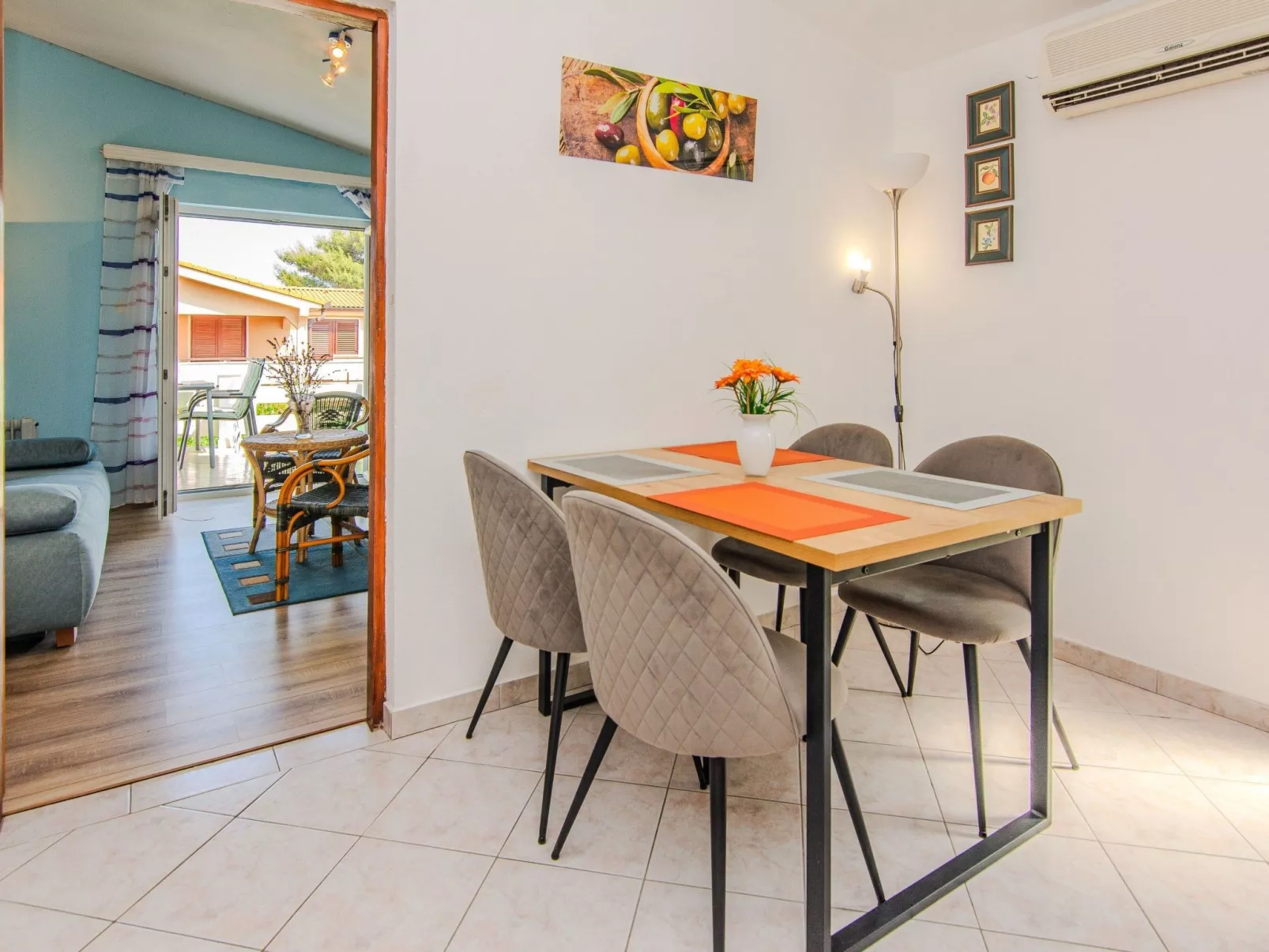 Apartment Semak - Image-tags.info