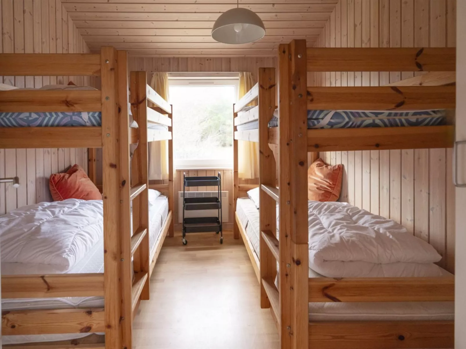 "Ljuben" - 1.1km from the sea-Binnen