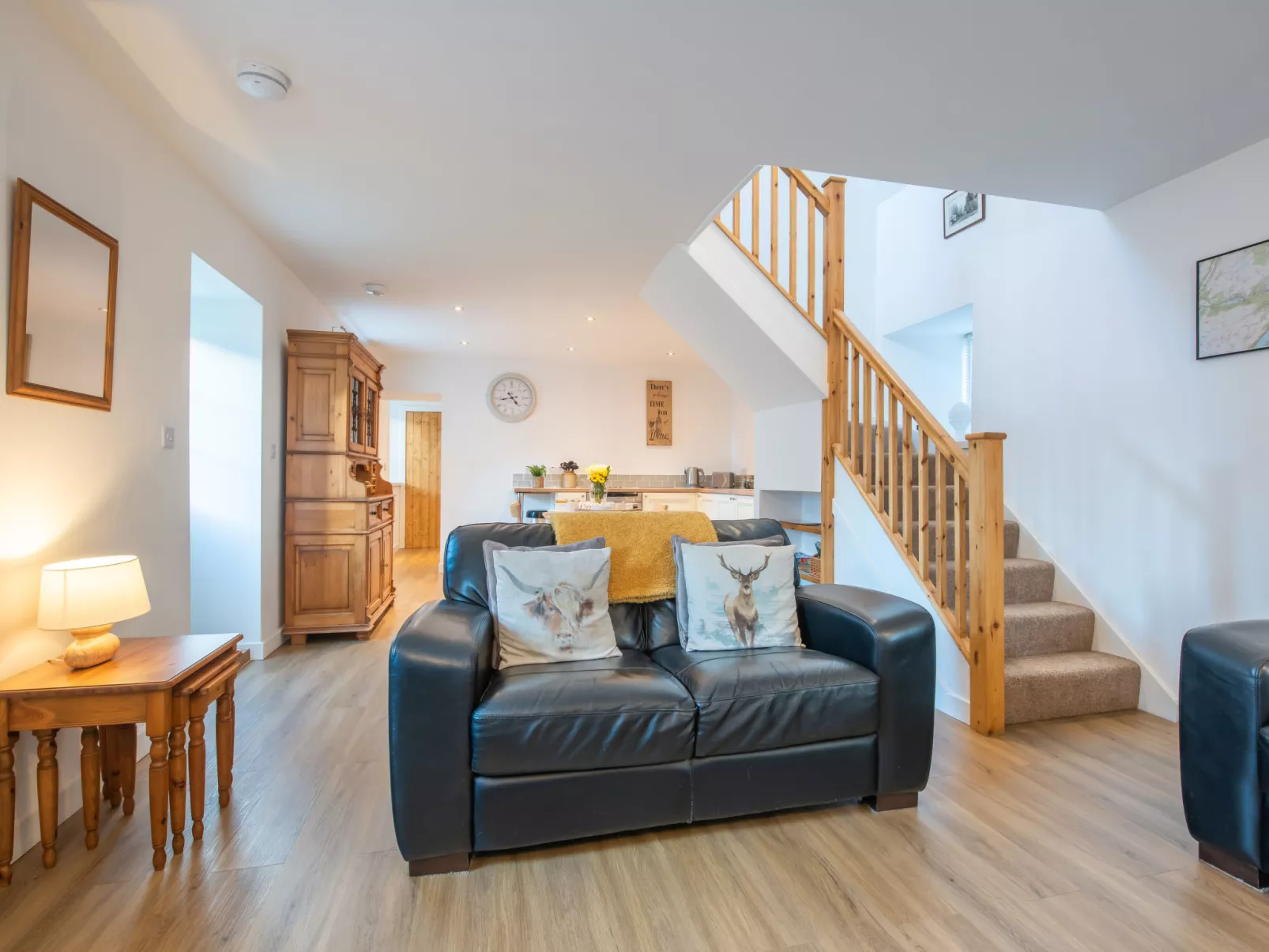 Strone Cottage-Binnen