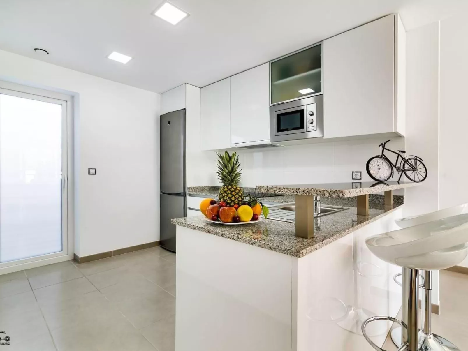 Wohnung "Vino Blanco" mit gemeinschaftlichem Poo - Binnen