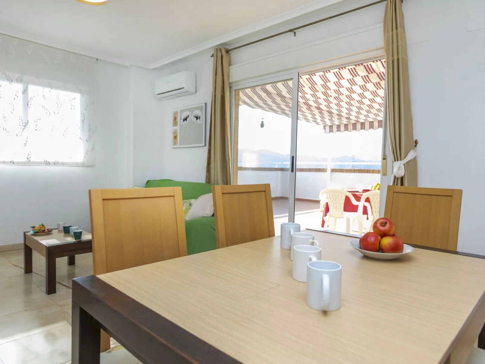 Jardines del Mar I - Binnen