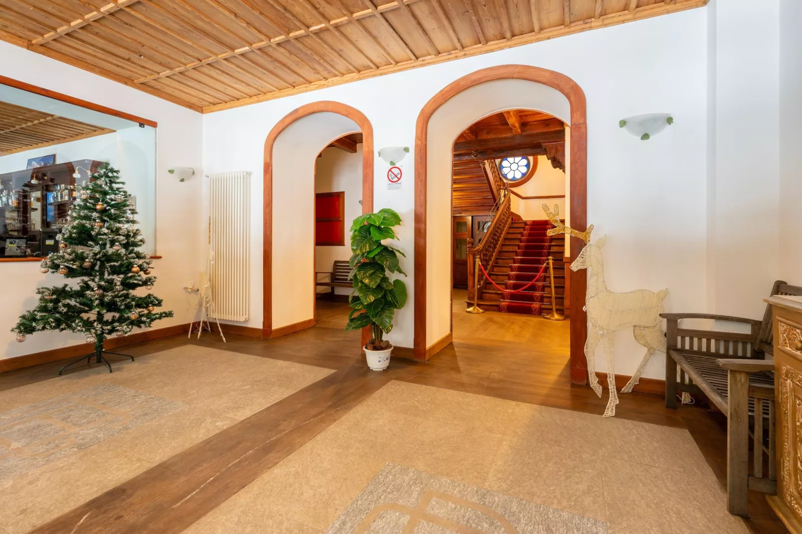 TRILO 1 CERESOLE-Hal-ontvangst