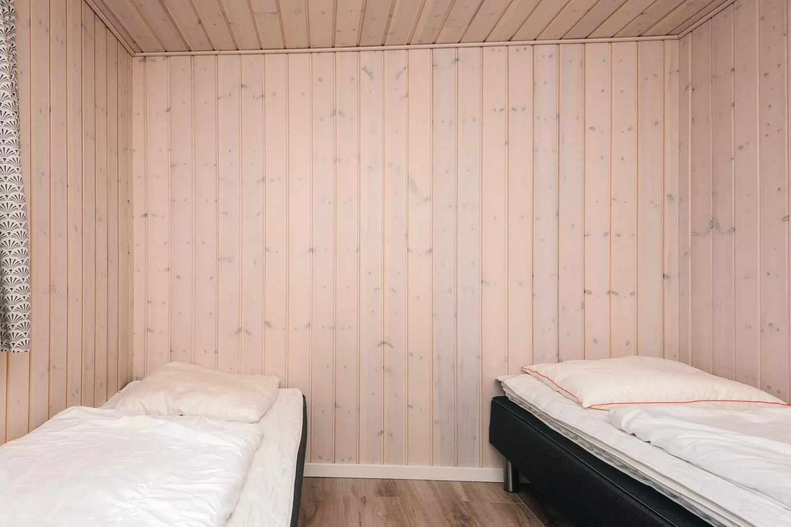 Zomerhuis met zwembad, sauna-Binnen