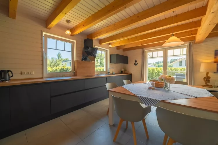 Seewind / 8 Personen-Keuken