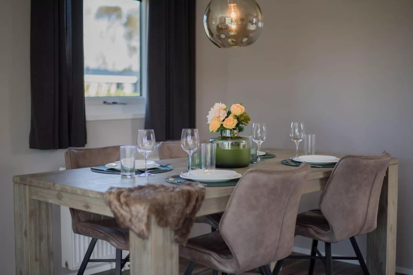 De Edammer  4 personen - Eetkamer