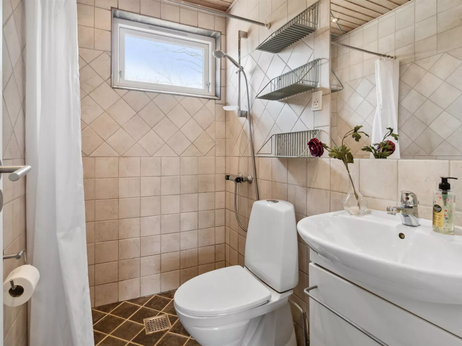 "Peadda" - 150m from the sea-Binnen