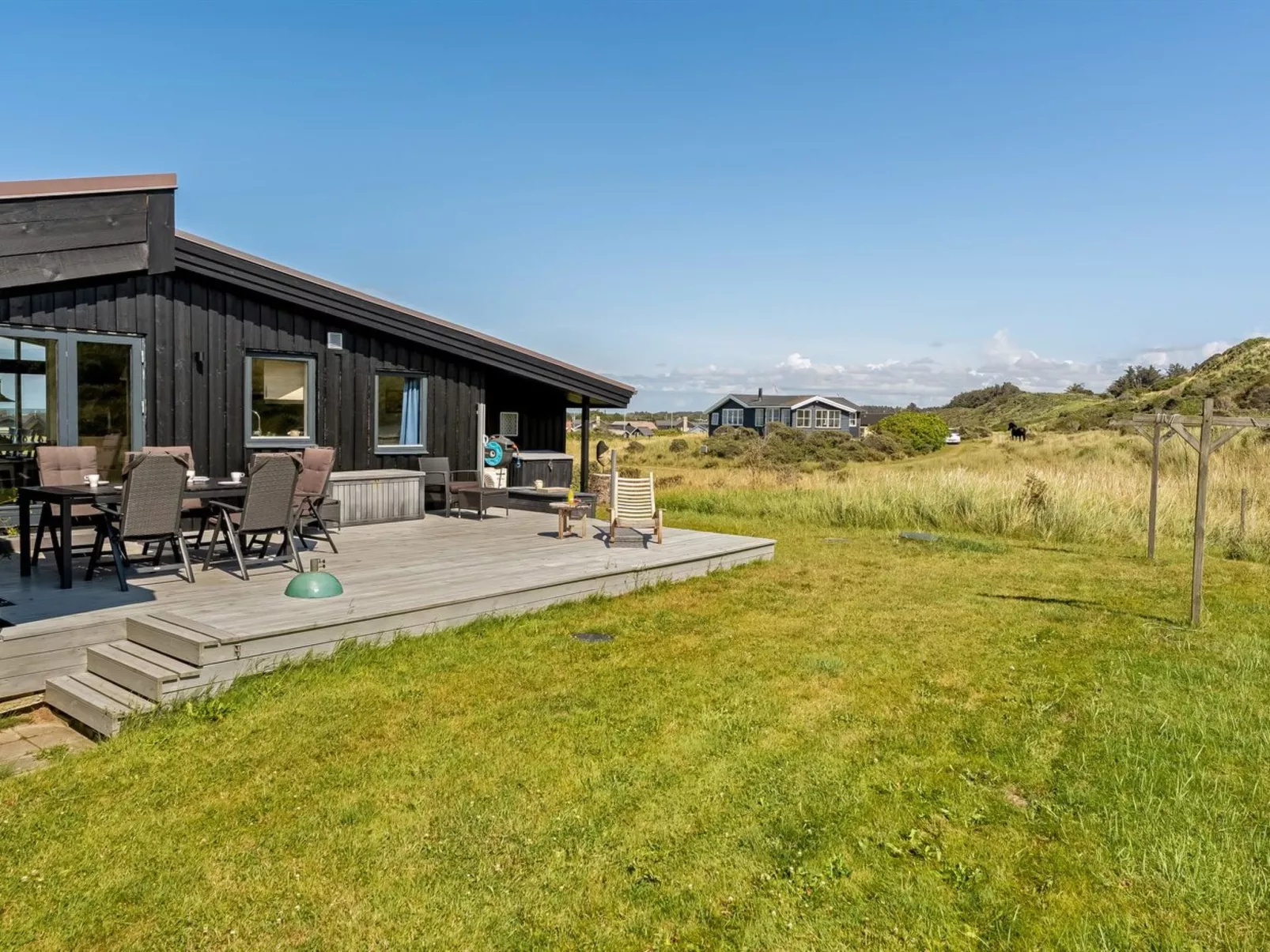 "Senija" - 334m from the sea - Buiten