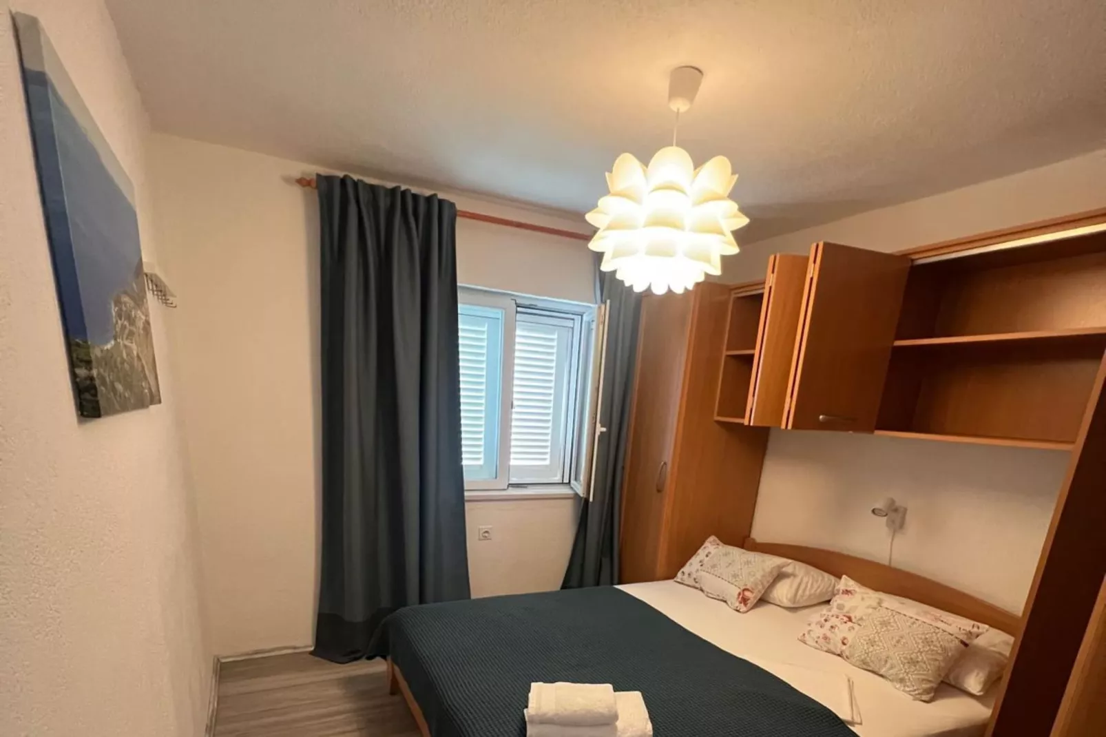 Villa Stella - Two Bedroom Apartment with Balcony and Sea View (Carla)-Slaapkamer